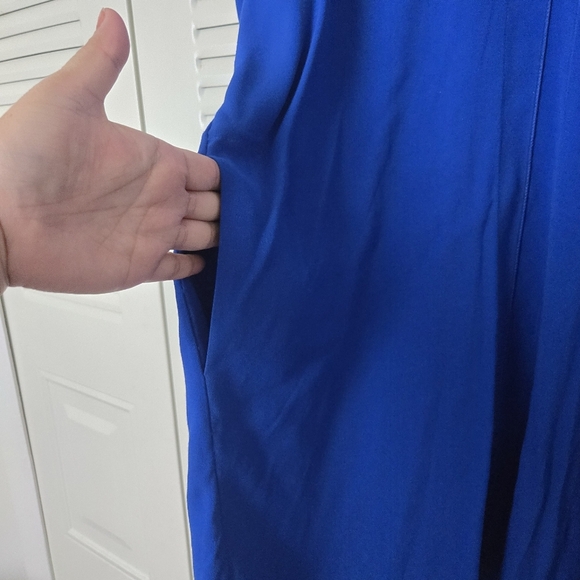 Vince. Cobalt Blue Viscose Silk Short Sleeve Modern Shift Dress Size S - Picture 8 of 10